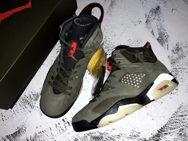 Olive x Jordan Scott 6 Air CN1084-200 Medium Travis 0629